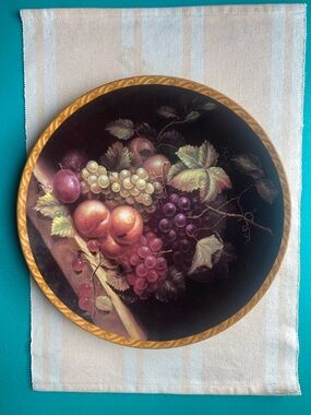 Holiday Harvest decorative Fruit Plate with Gold Rim